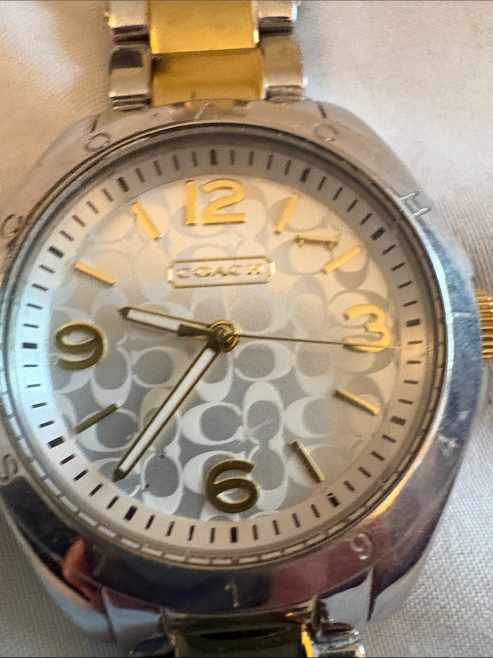 Watch face with brand pattern
